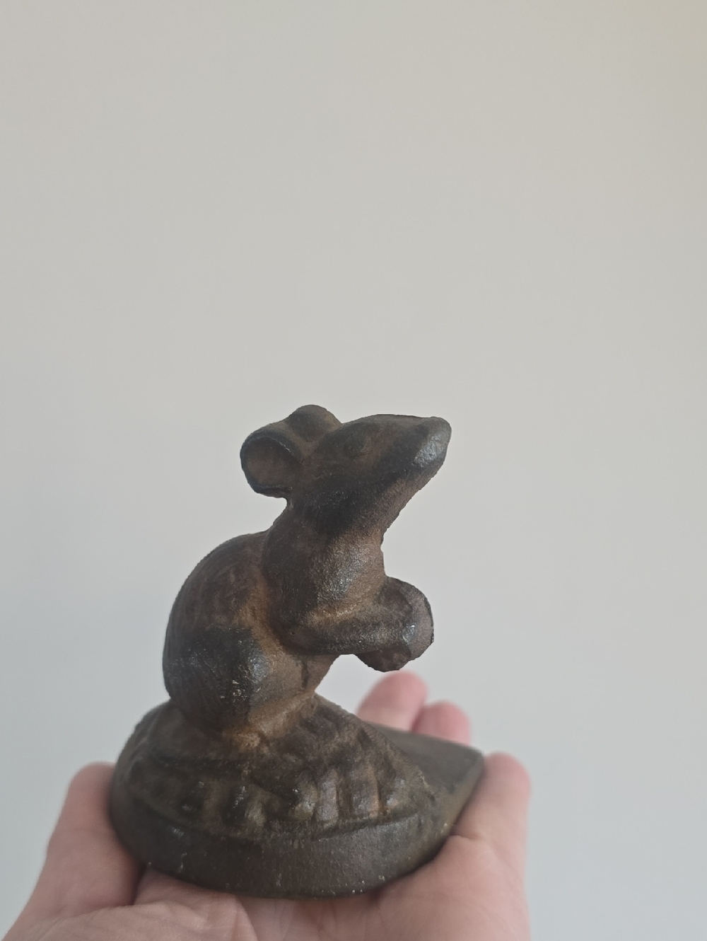 Vintage Whimsy Cast Iron Mouse Door Stopper / Book End